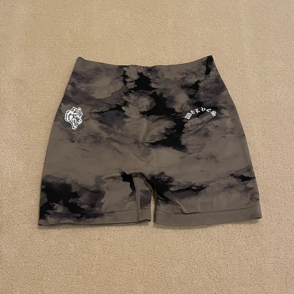 Darc Sport Huxley Shorts: Taupe Ghost Cloud